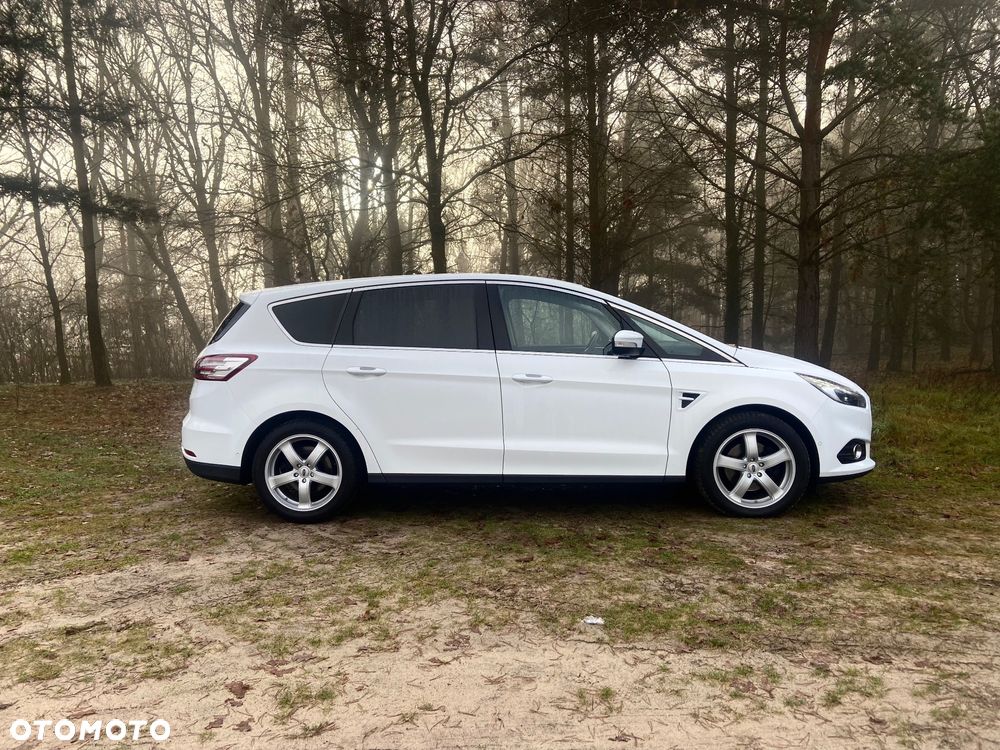 Ford S-Max 2.0 TDCi Titanium PowerShift - 9