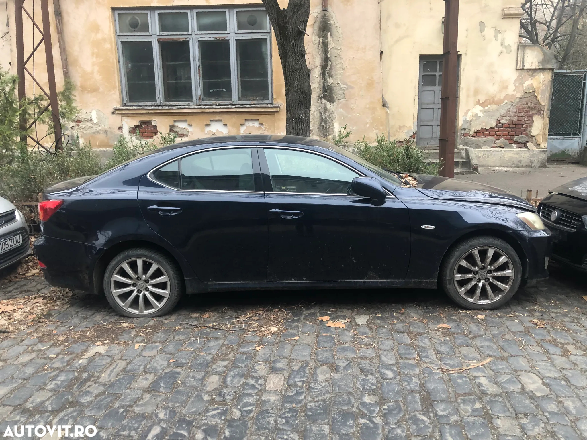 Dezmembrez Lexus is220 albastru 2007 - 3