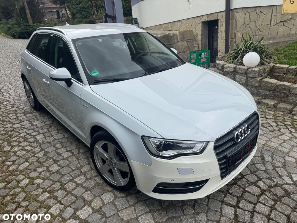 Audi A3 Sportback 1.4 TFSI g-tron S tronic design - 2