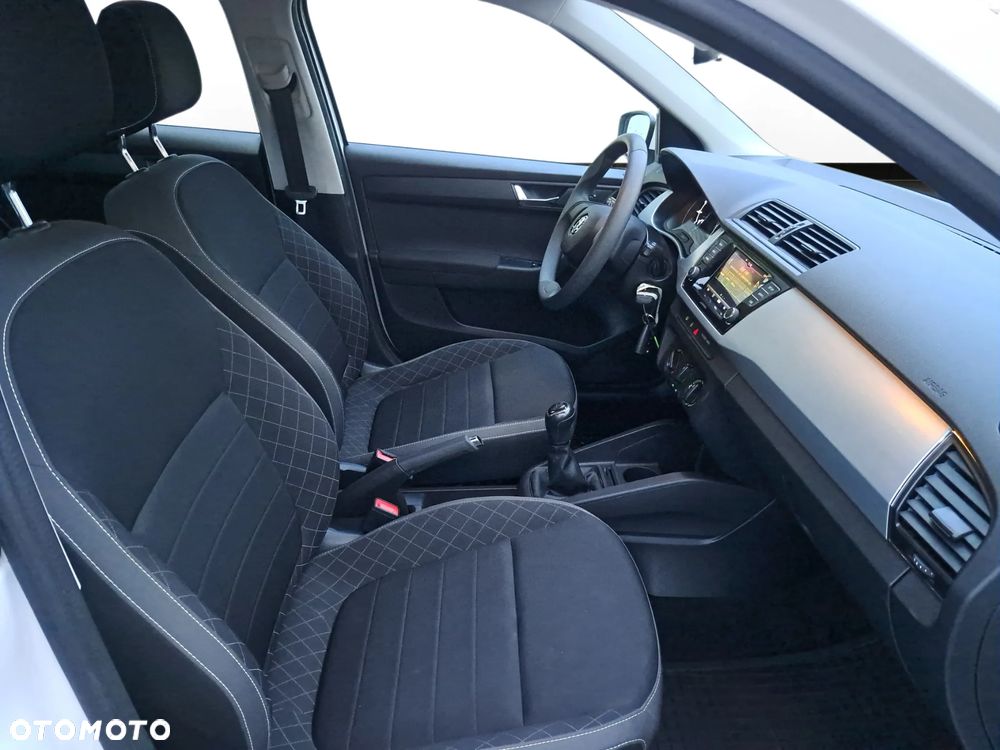 Skoda Fabia 1.0 TSI Ambition - 12