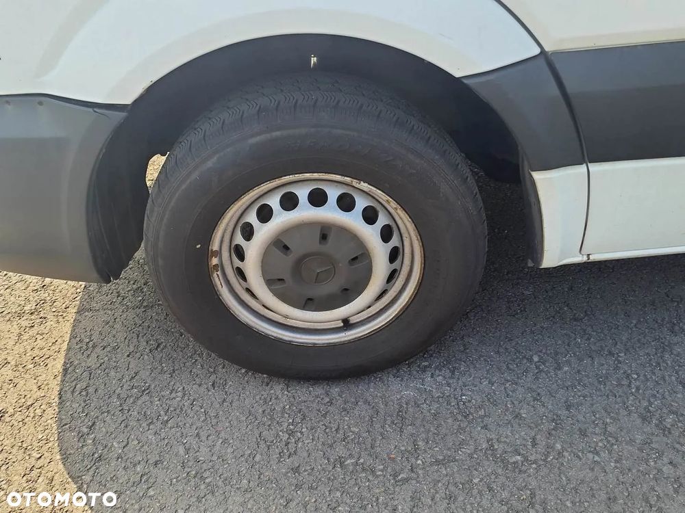 Mercedes-Benz Sprinter - 19