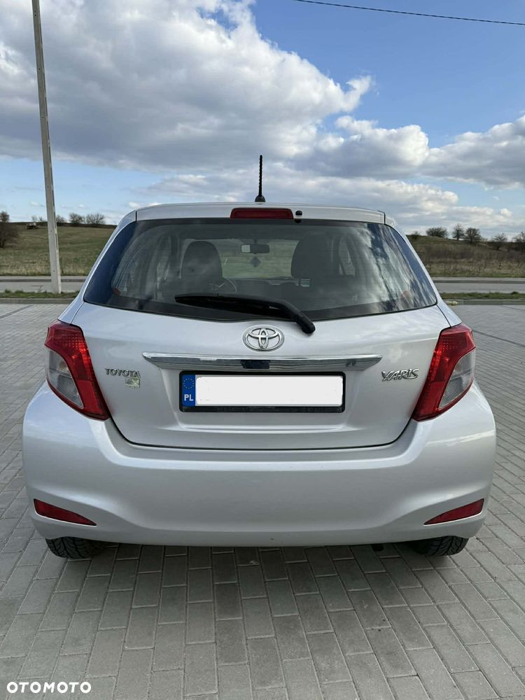 Toyota Yaris - 2