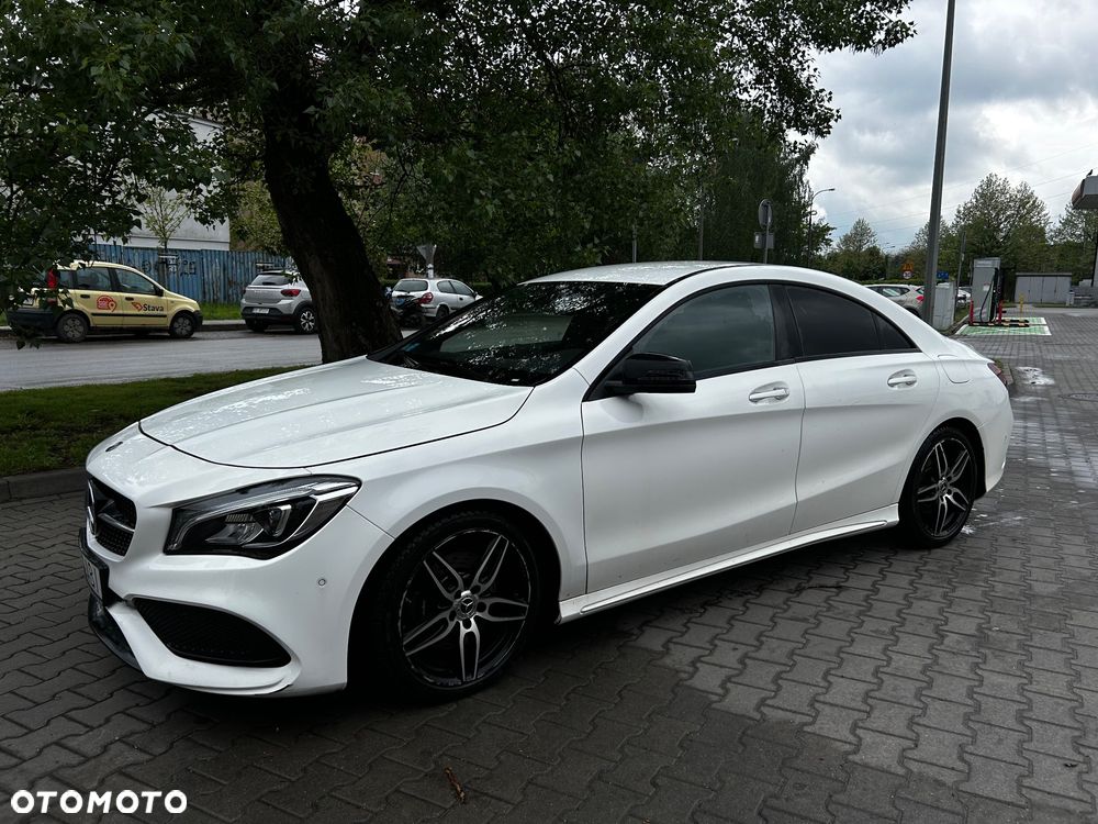 Mercedes-Benz CLA 220 4-Matic - 1