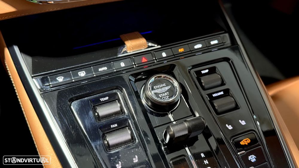 Aston Martin DBX 707 - 32