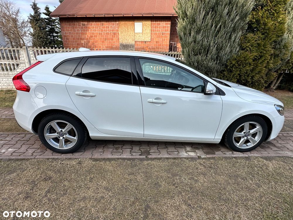 Volvo V40 D2 - 5