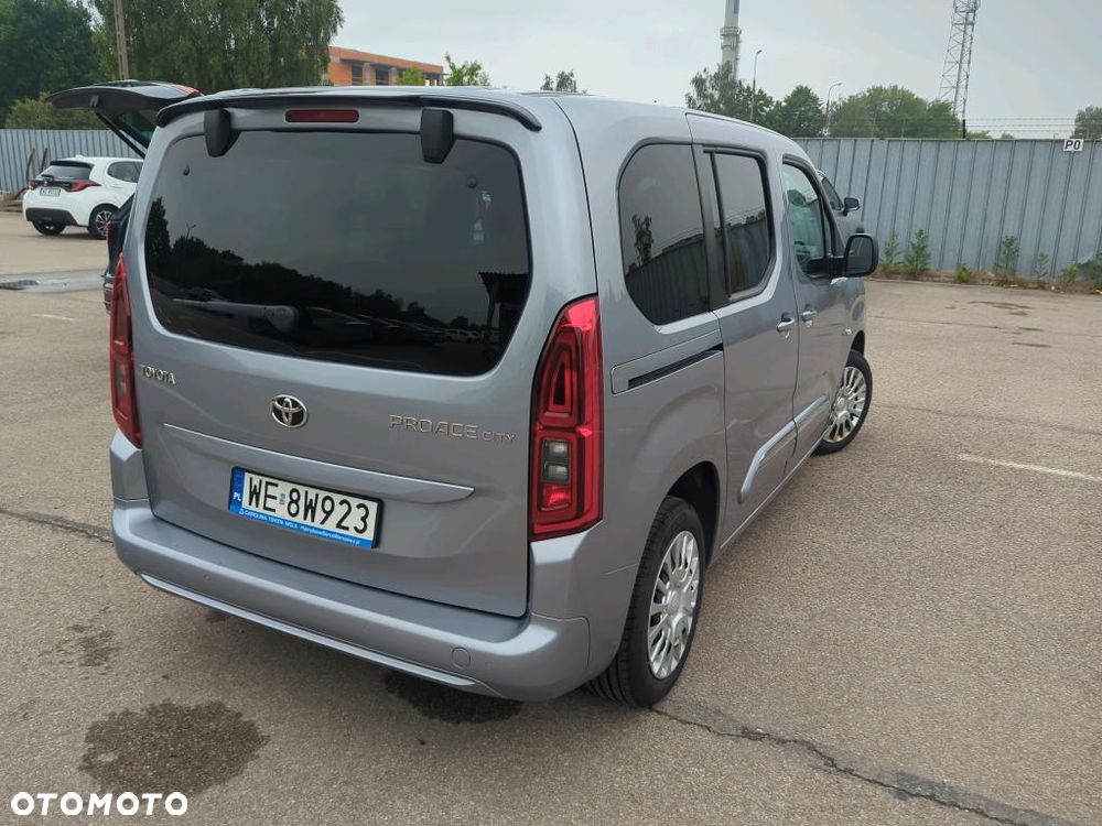 Toyota Proace City Verso 1.5 D-4D Business - 4
