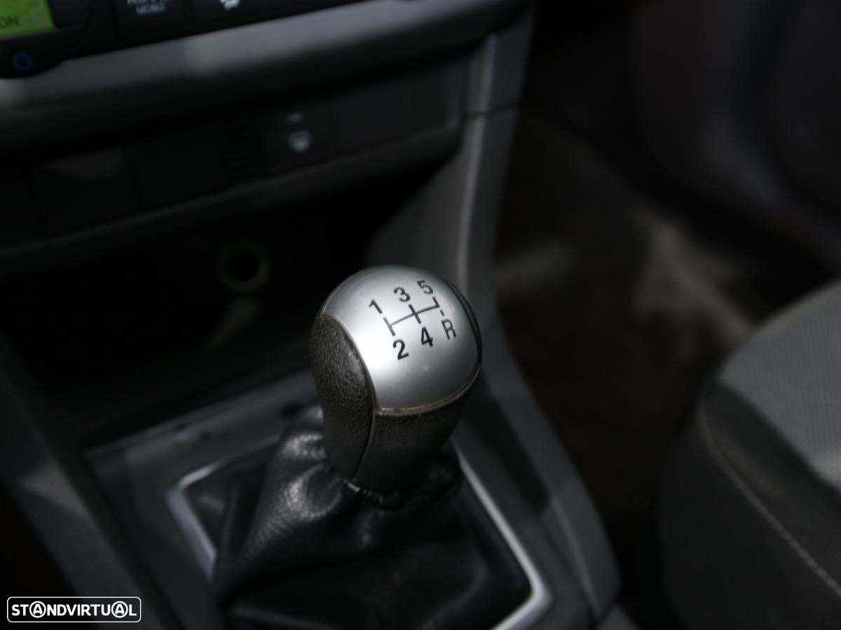 Ford Focus 1.8 TDCi Ambiente - 13