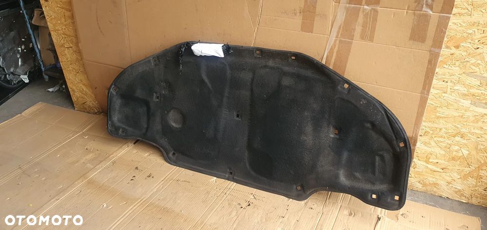 Wygłuszenie maski spinki Audi A8 D3 4E0863825L - 3