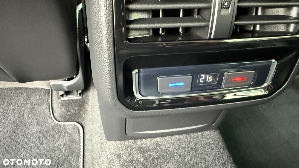 Volkswagen Passat 2.0 TDI (BlueMotion Technology) Trendline - 27
