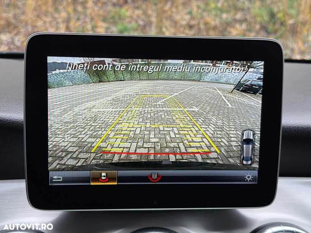 Mercedes-Benz CLA 180 7G-DCT AMG Line - 32