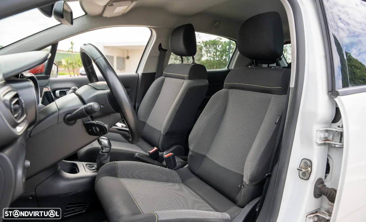 Citroën C3 1.2 PureTech Feel - 21