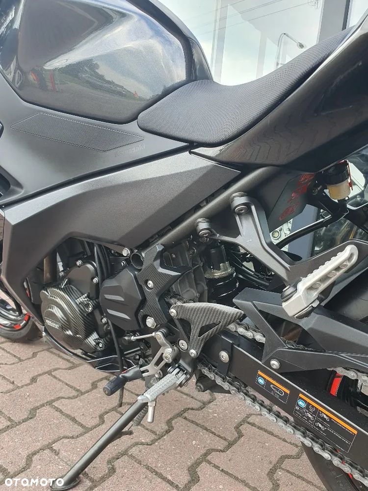 Kawasaki Ninja 400 - 34