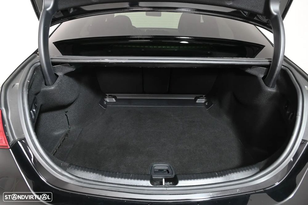 Mercedes-Benz C 300 d AMG Line - 10