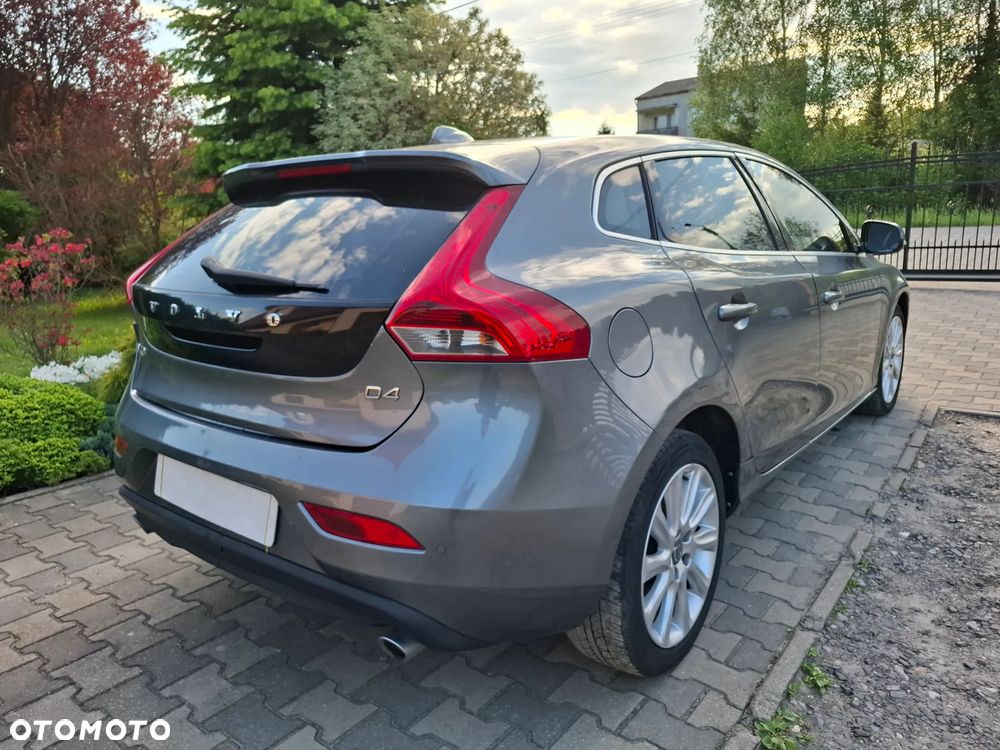 Volvo V40 D4 Geartronic You - 4
