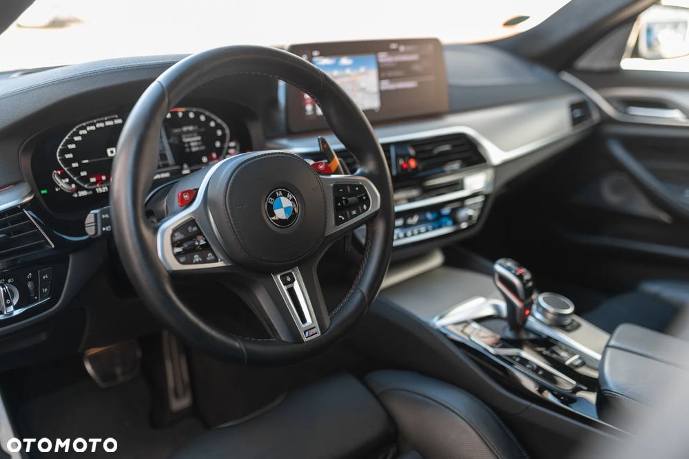 BMW M5 Competition - 12