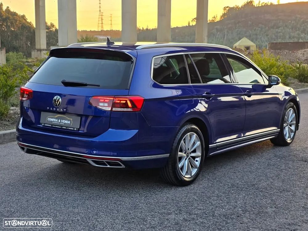 VW Passat Variant 2.0 TDi R-Line DSG - 1