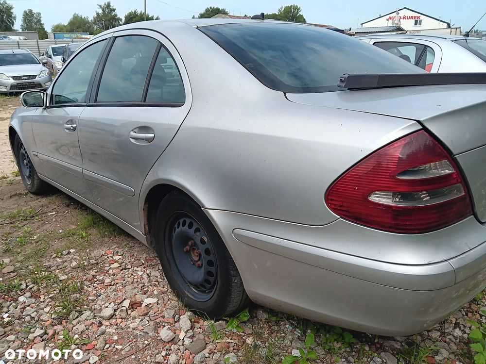 044 / MERCEDES W211 CLASSIC / NA CZĘŚCI / - 5