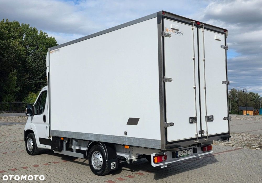 Opel Movano - 7