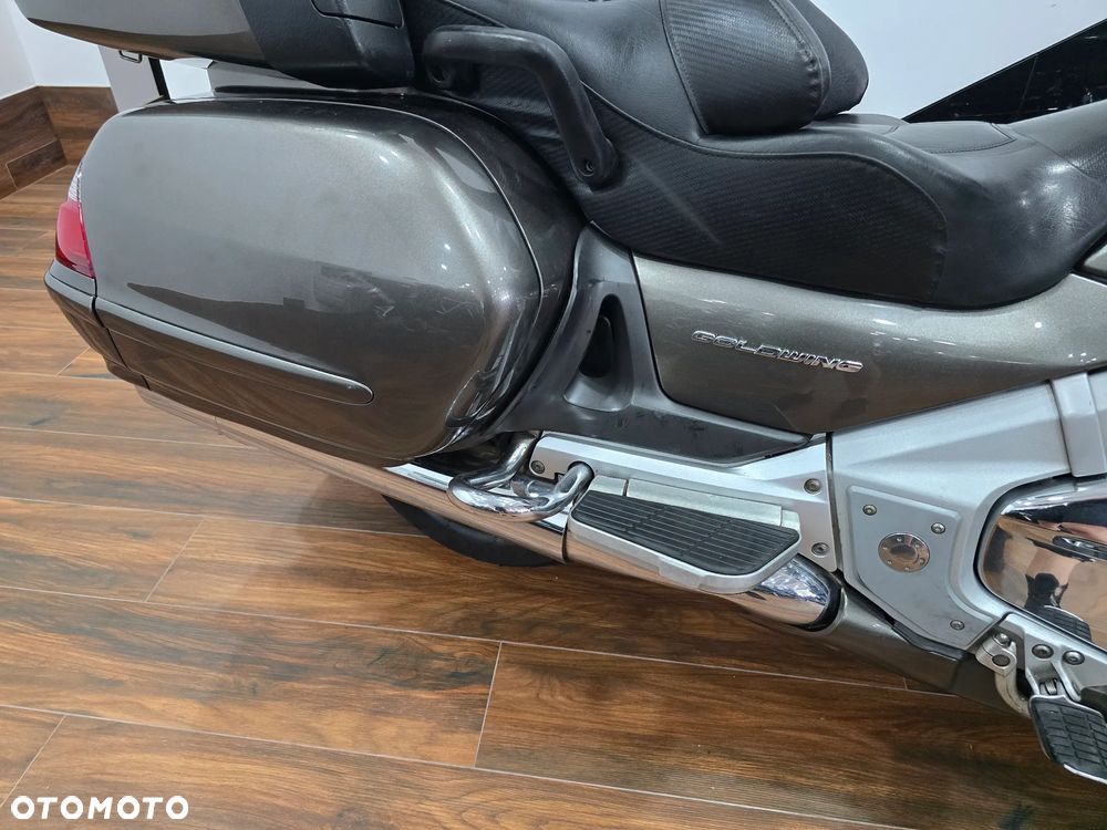 Honda GL - 26