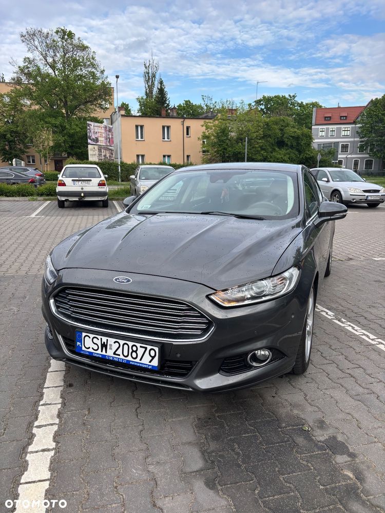 Ford Mondeo 2.0 EcoBoost Titanium - 11
