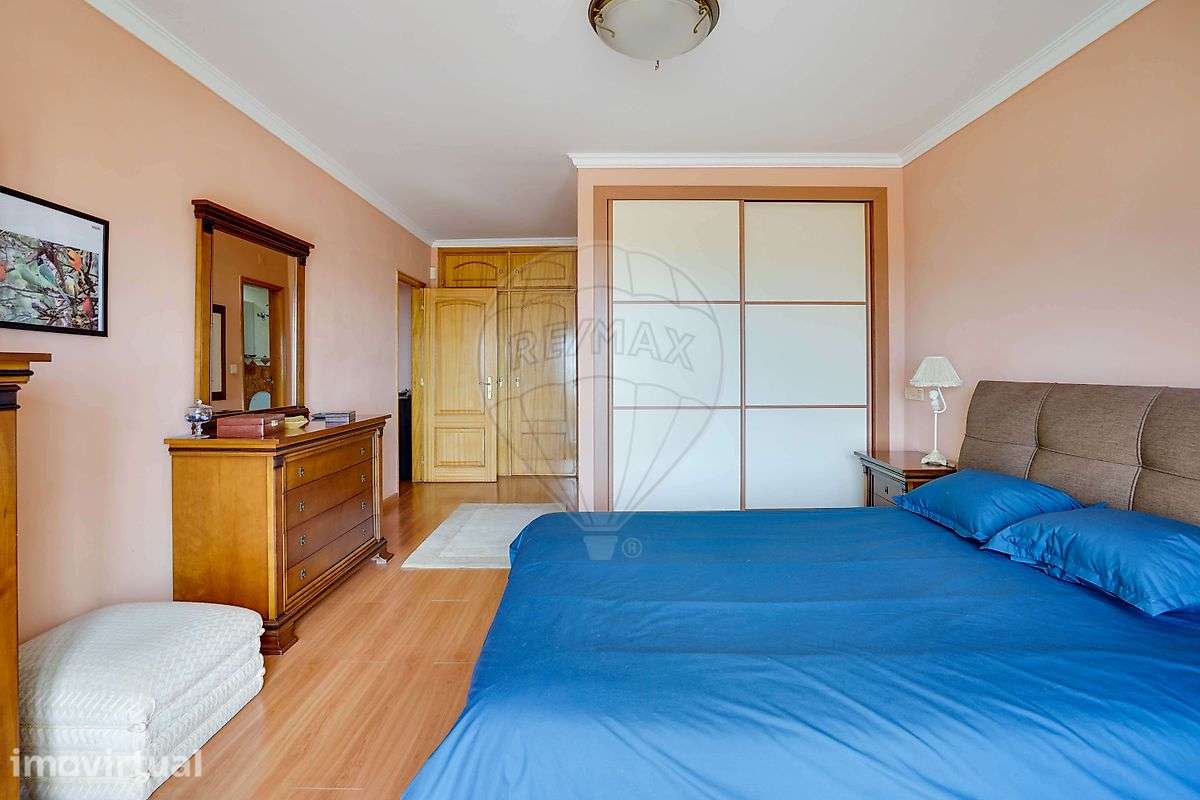 Apartamento T5 para venda - Grande imagem: 3/50
