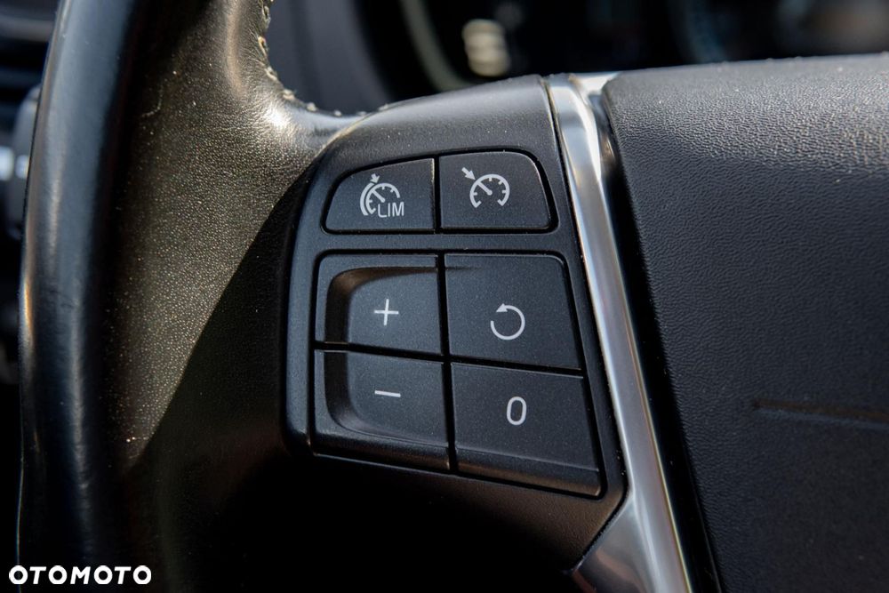 Volvo V40 T4 Powershift Summum - 27