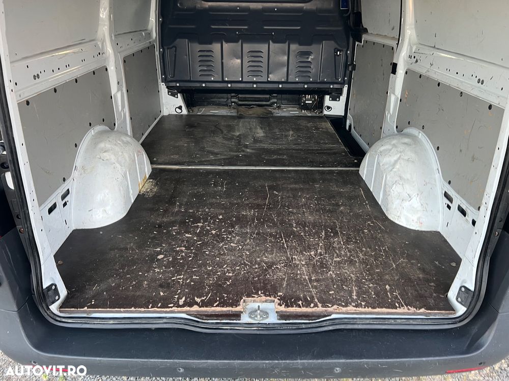 Mercedes-Benz Vito - 12