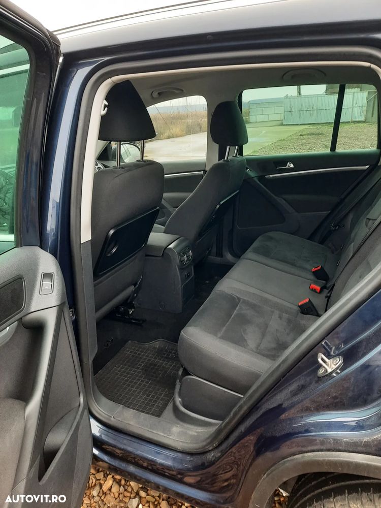 Volkswagen Tiguan 2.0 TDI DPF 4Motion Track & Avenue - 5