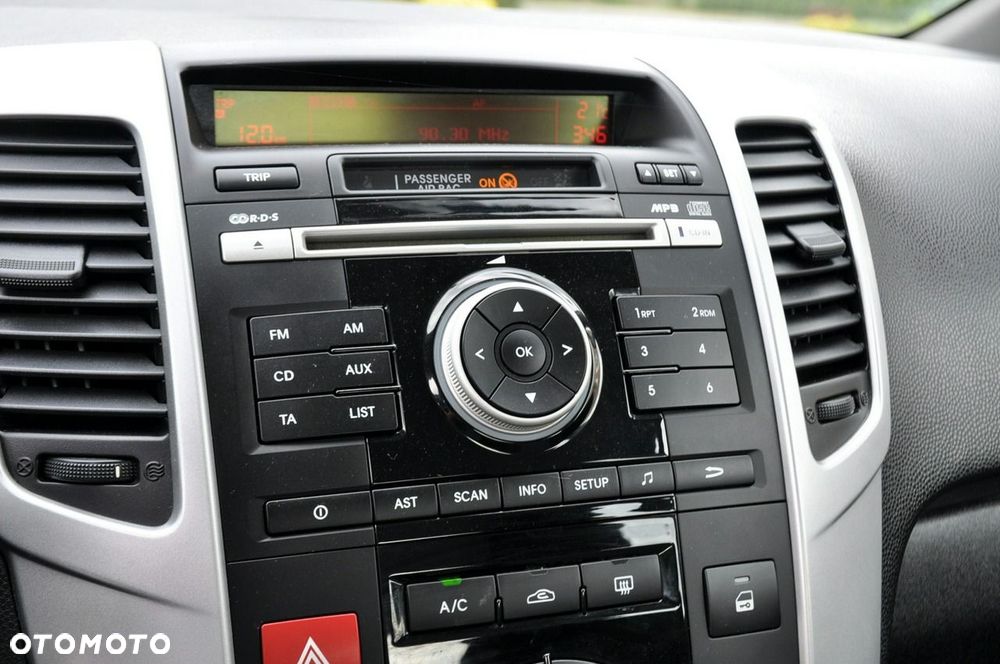 Kia Venga - 31
