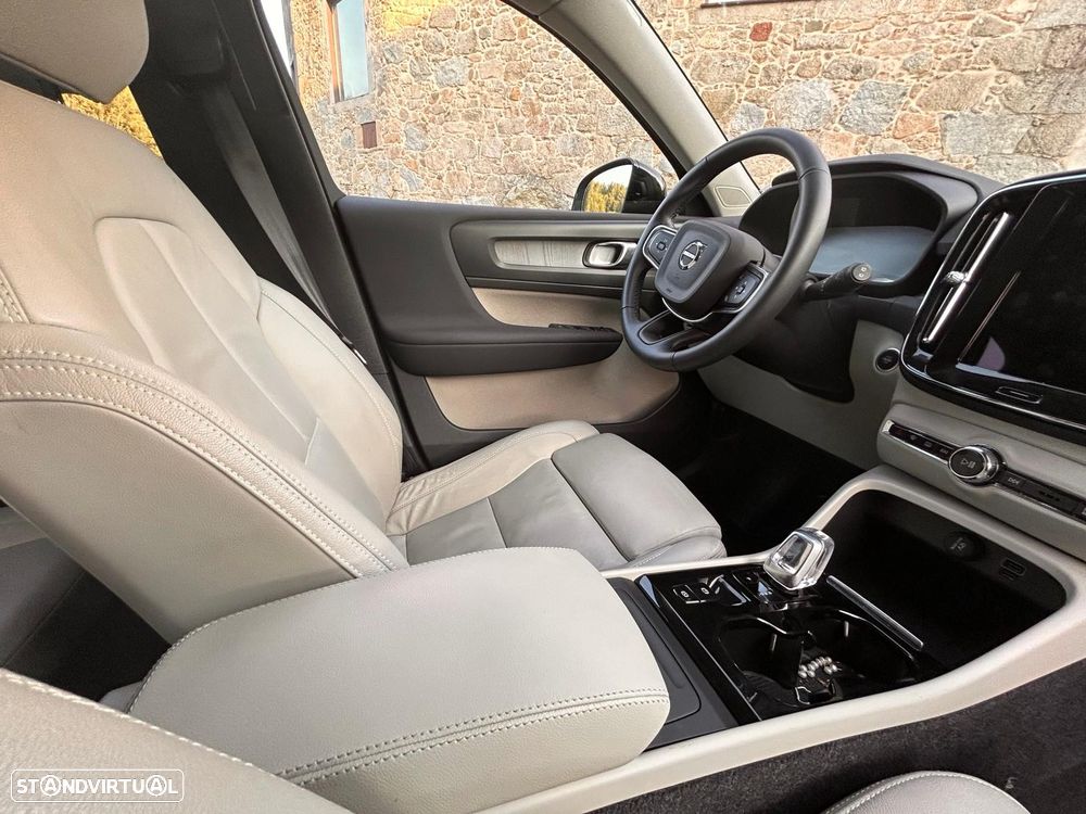 Volvo XC 40 1.5 T3 Inscription Geartronic - 3