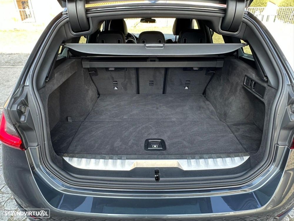 BMW 320 e Touring Auto - 23