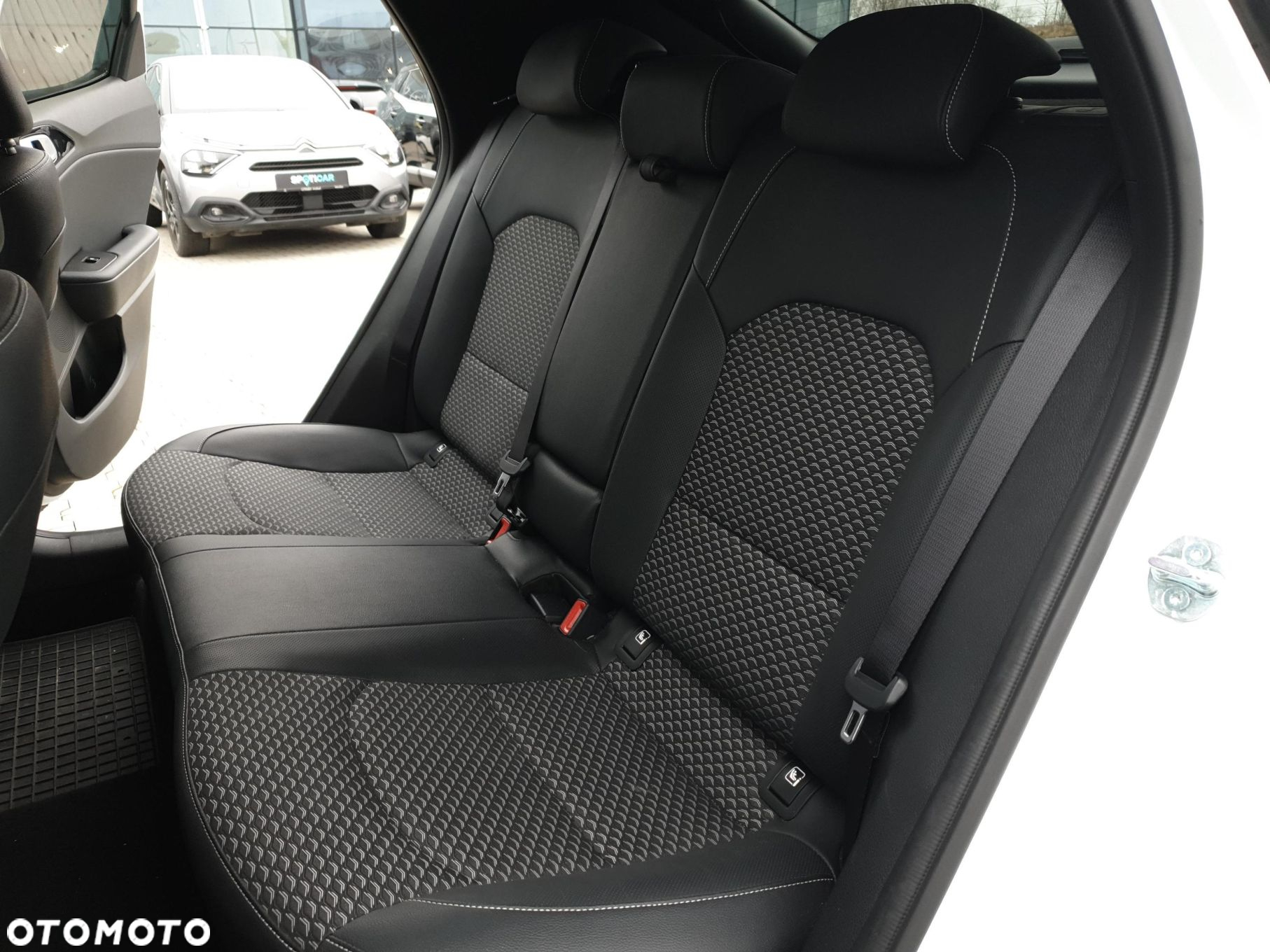 Kia XCeed - 17