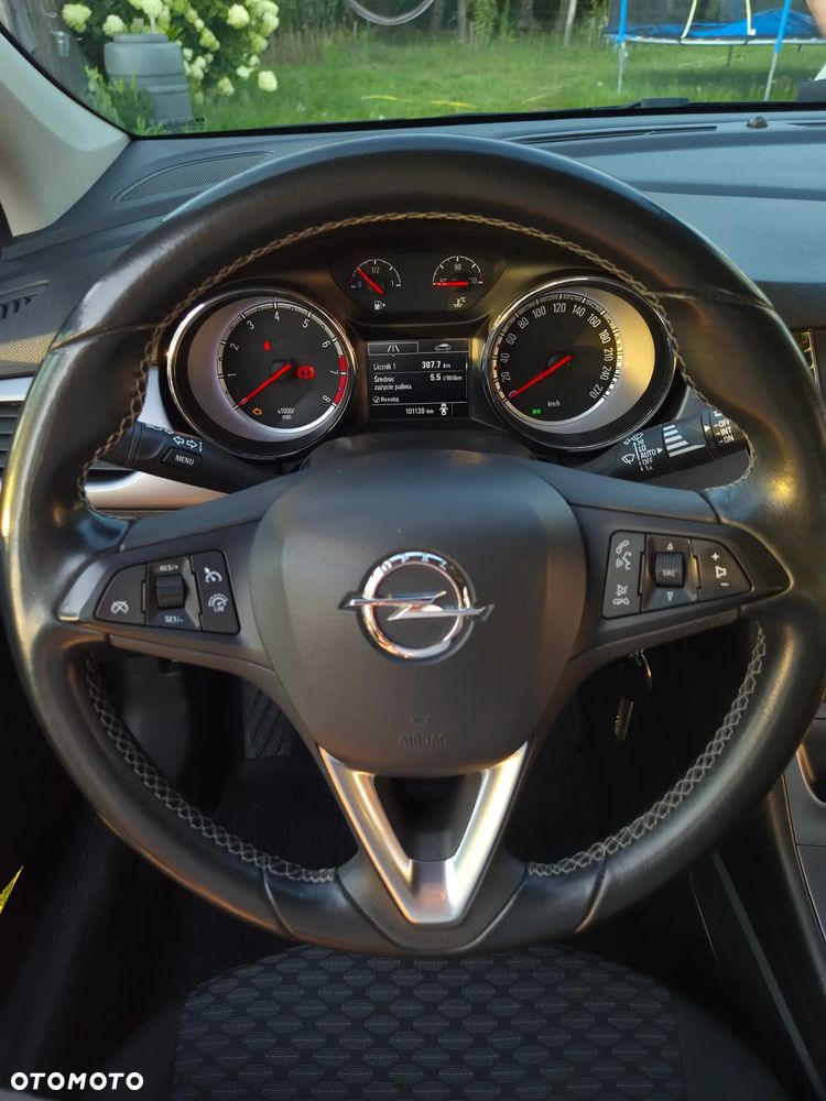 Opel Astra 1.4 T Enjoy - 23