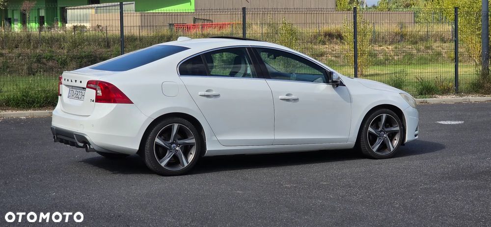 Volvo S60 - 11