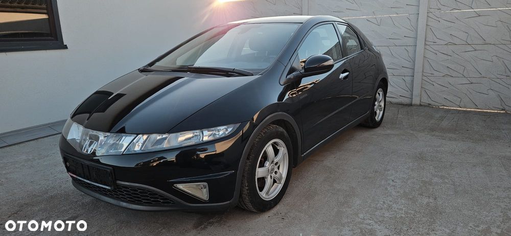 Honda Civic 1.8i-VTEC Sport - 2