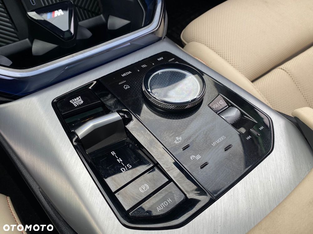 BMW X3 xDrive20 mHEV - 25