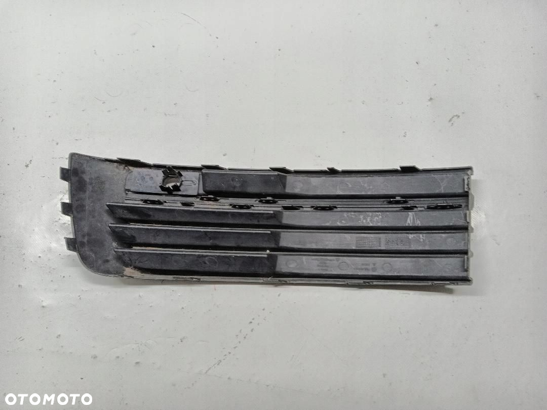 KRATKA ZDERZAKA VW LEWY PRZÓD T6 7E6853684 - 2