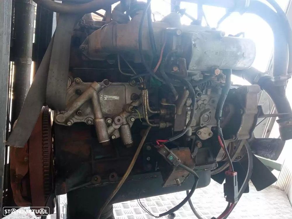 MOTOR COMPLETO NISSAN CABSTAR E 2001 -BD30D - 2