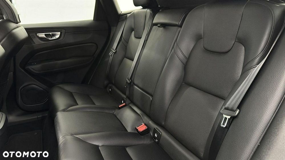 Volvo XC 60 - 13