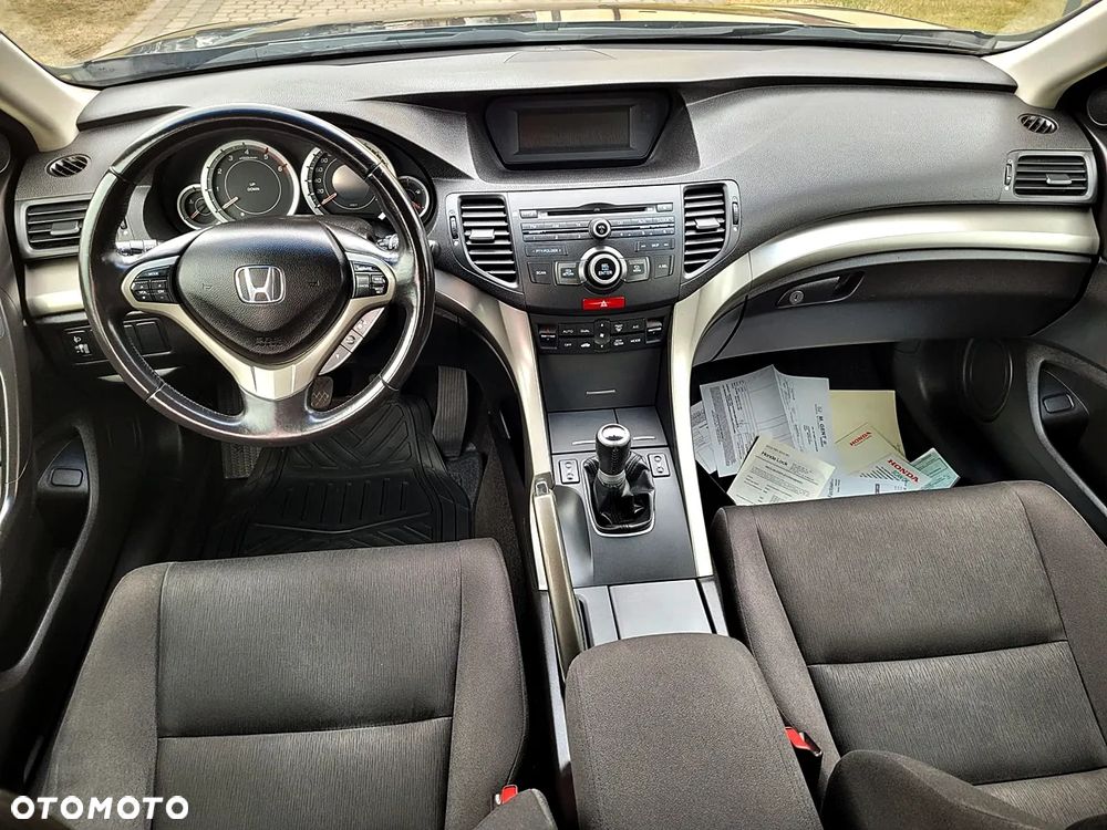 Honda Accord 2.2d Elegance - 11