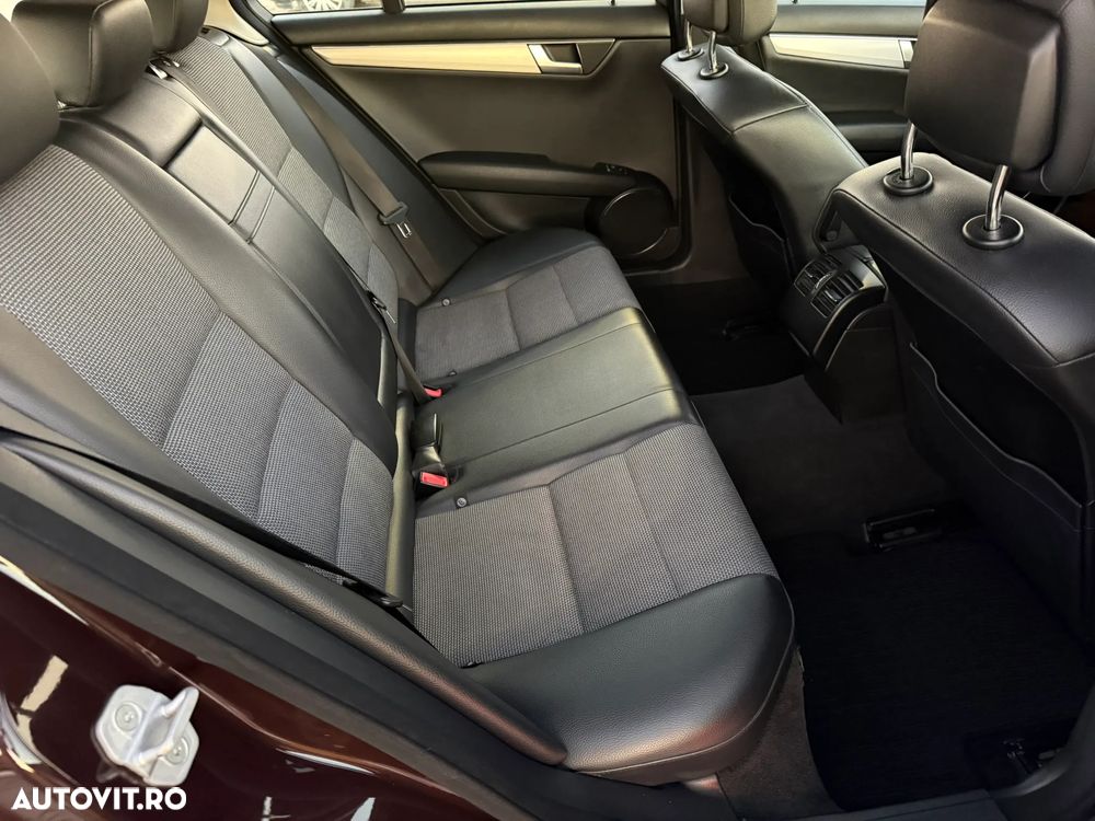 Mercedes-Benz C 200 CDI DPF (BlueEFFICIENCY) 7G-TRONIC Avantgarde - 8