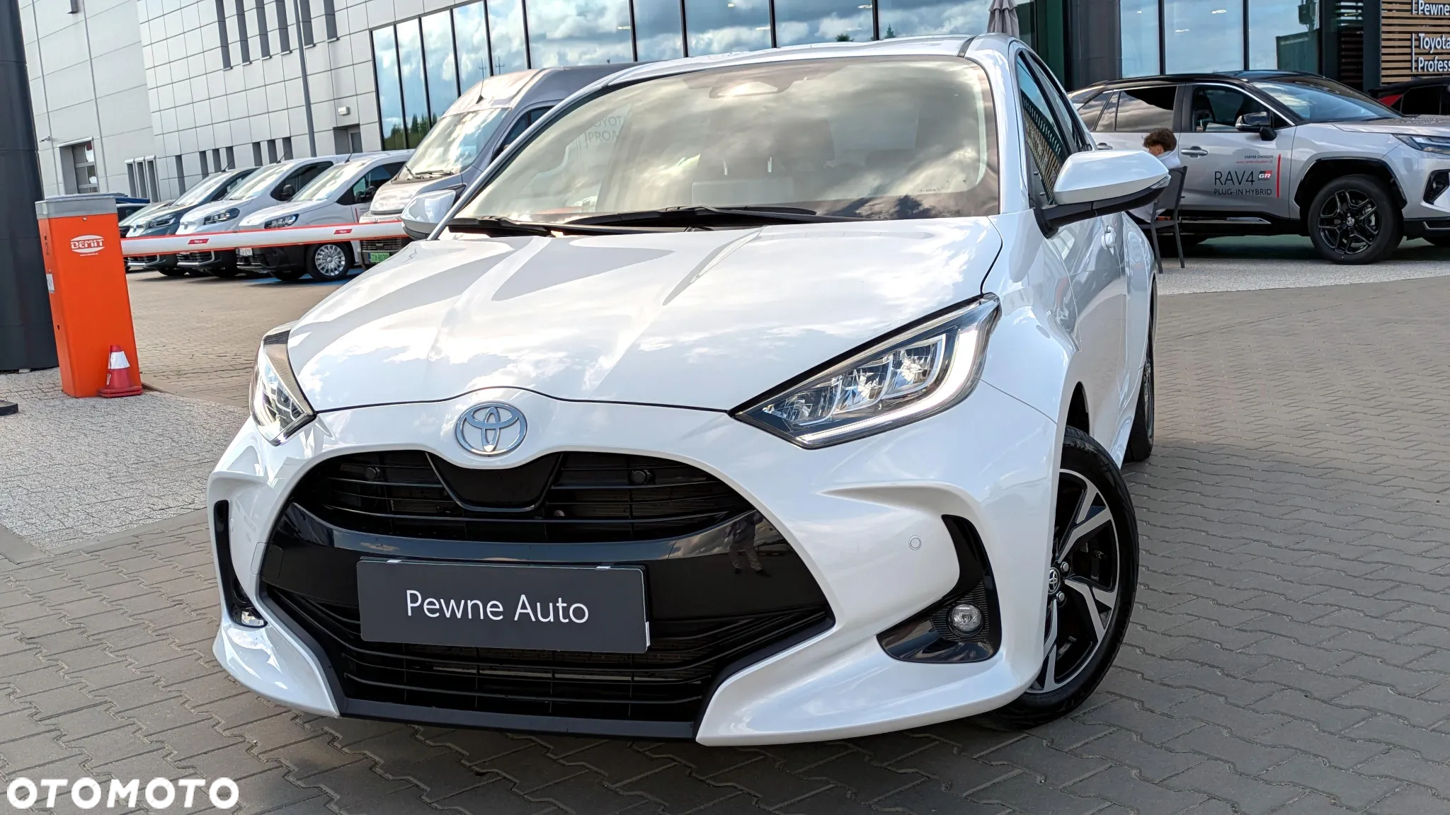 Toyota Yaris Hybrid 1.5 Style - 2