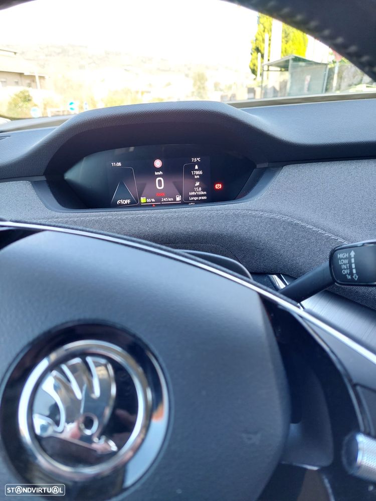 Skoda Enyaq iV 60 - 7