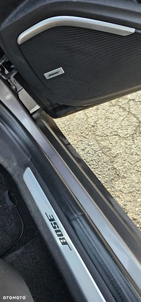 Renault Scenic BLUE dCi 120 BOSE EDITION - 17