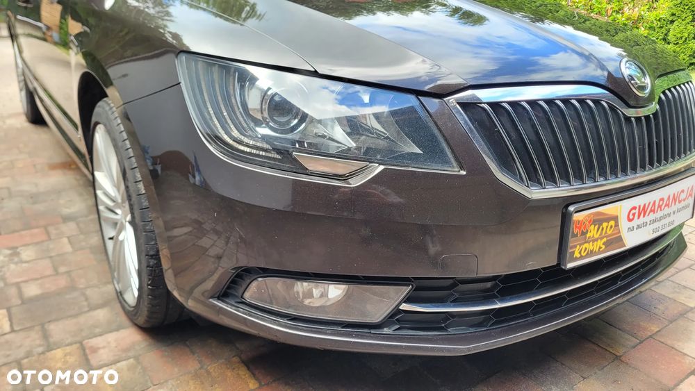 Skoda Superb 2.0 TDI Green tec DSG Elegance - 8