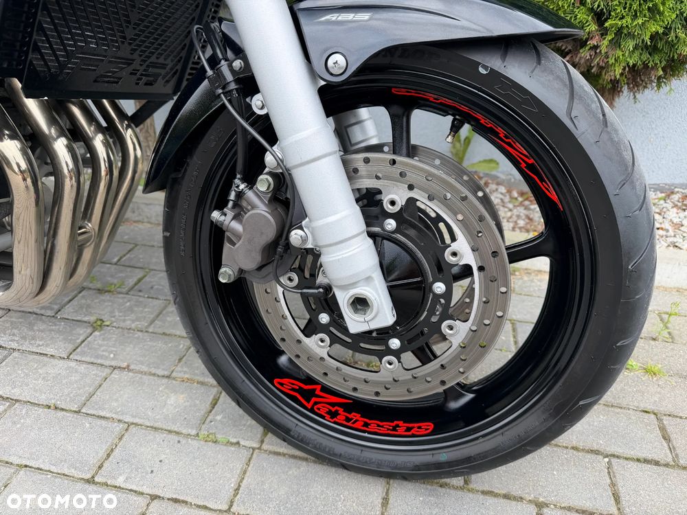 Yamaha FZ - 10