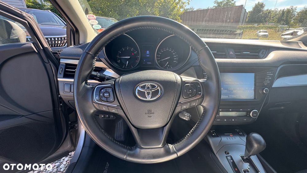 Toyota Avensis Touring Sports 1.8 Multidrive S Executive - 30