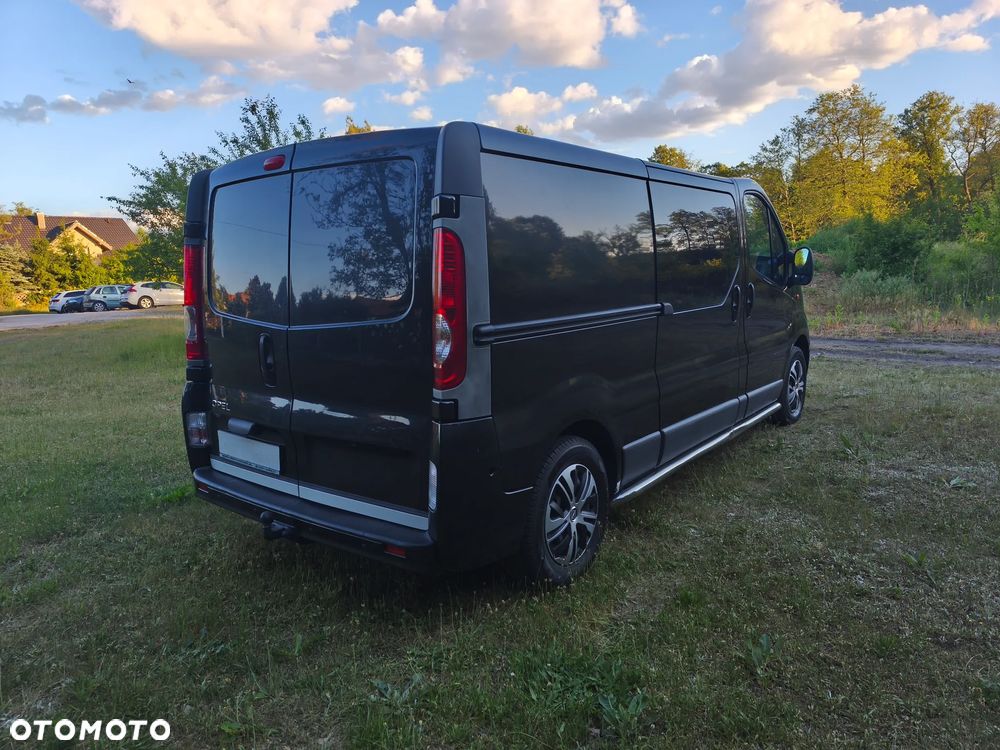 Opel VIVARO - 12
