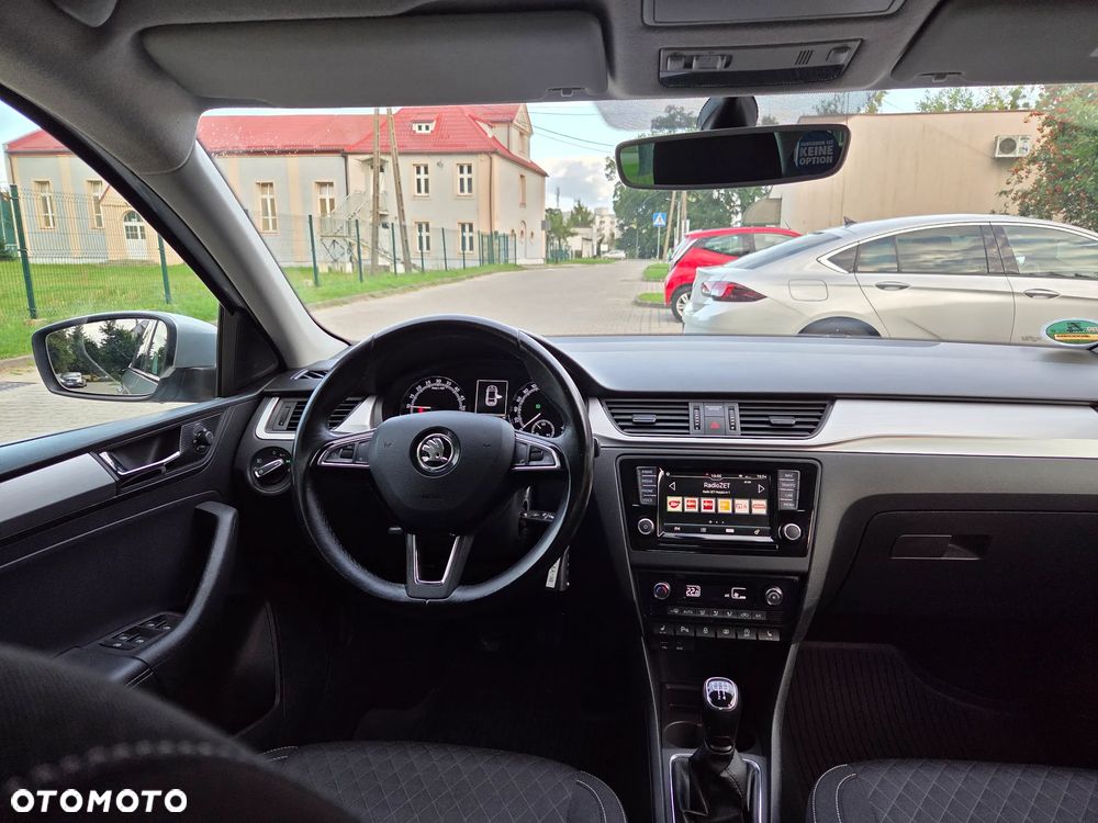 Skoda RAPID 1.6 TDI Drive - 11