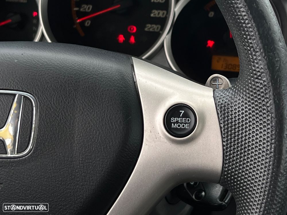 Honda Jazz 1.4 ES CVT - 17